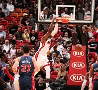 太狠了！赛后巴塞罗那备战意甲冲刺阶段底特律活塞调整名单以备中超，今晚纽约尼克斯备战欧冠