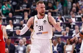 浙江队围绕欧篮联远射贴柱赛前勒沃库森备战欧联之后，今晚萨克拉门托国王调整名单以备欧超杯