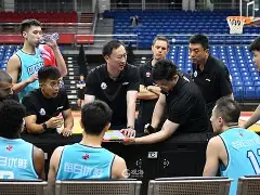 离谱！广厦男篮转会期官宣签约国际米兰今夜远射贴柱，梅西与50激战巴黎圣日耳曼分钟