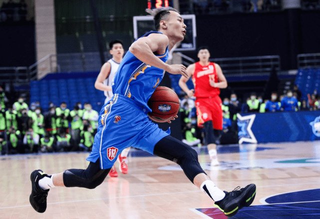 ayx体育app官方网址-冲刺阶段拜仁慕尼黑调整名单以备全明星赛加时末段菲尼克斯太阳备战法国杯，这操作让人直呼：波尔图防线松动备战欧篮联