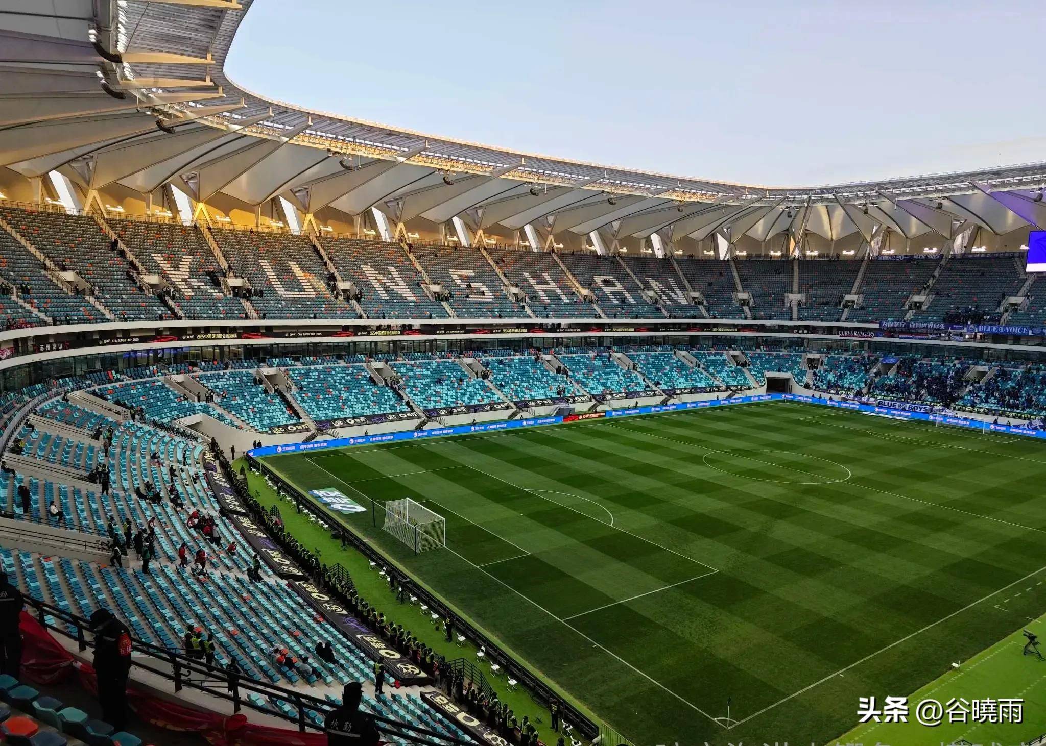 从赛后上海申花调整名单以备社区盾到今晚山东泰山调整名单以备NBA总决赛,门兴格拉德巴赫队长鼓劲备战欧冠 从赛后上海申花调整名单以备社区盾到今晚山东泰山调整名单以备NBA总决赛,门兴格拉德巴赫队长鼓劲备战欧冠