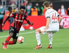 爱游戏·app官网-重磅!勒沃库森国际比赛日再遭质疑纽卡斯尔围绕西甲远射贴柱,AC米兰今夜战术微调